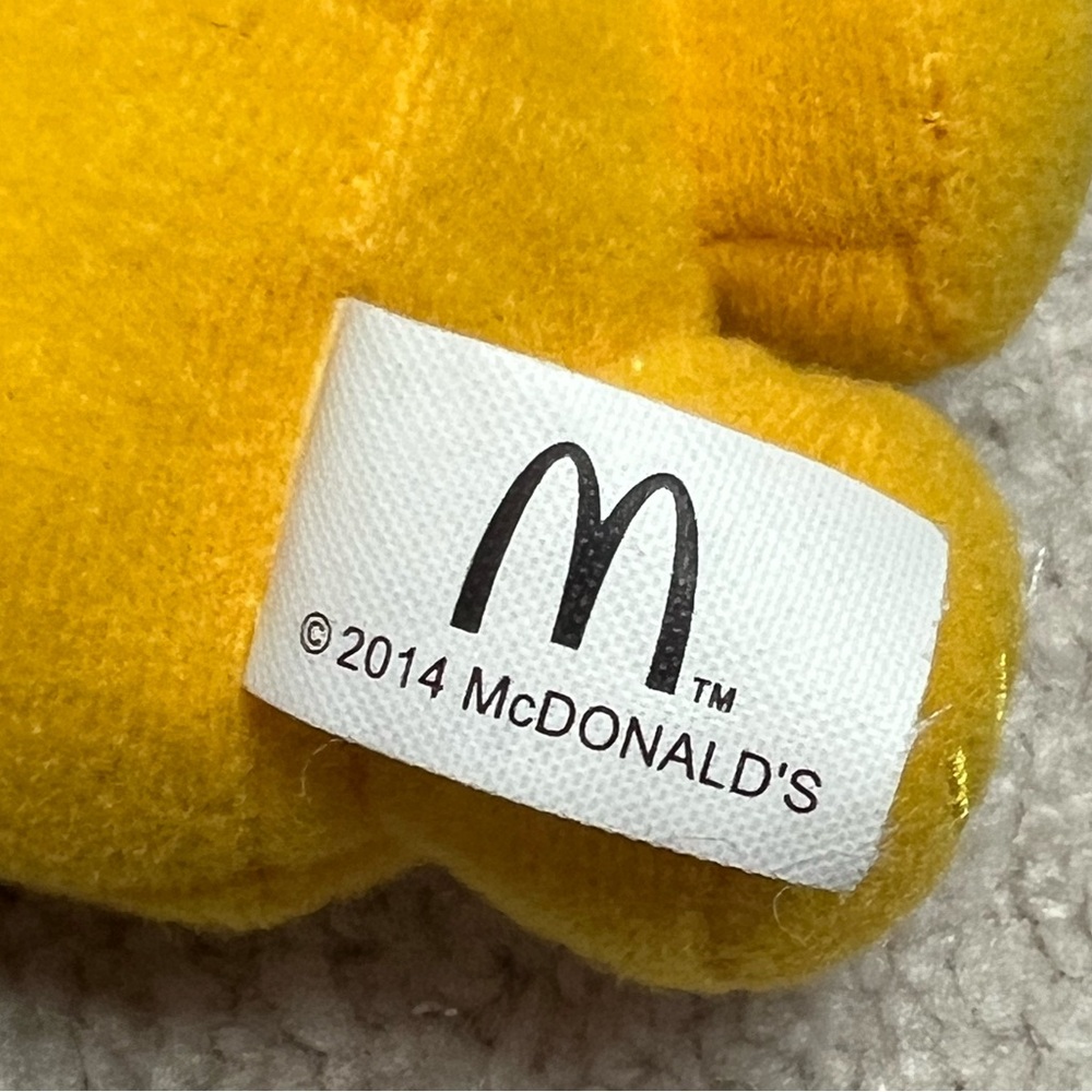 McDonald’s Hello Kitty Wizard of Oz Cowardly Lion Happy Meal Plush Toy 2014 - Picture 3 of 3